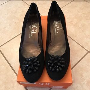 AGL Attilio Giusti Leombruni Black Suede Pumps